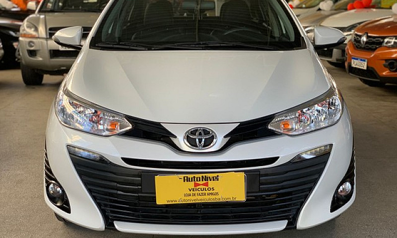 Toyota Yaris Sedan 1...