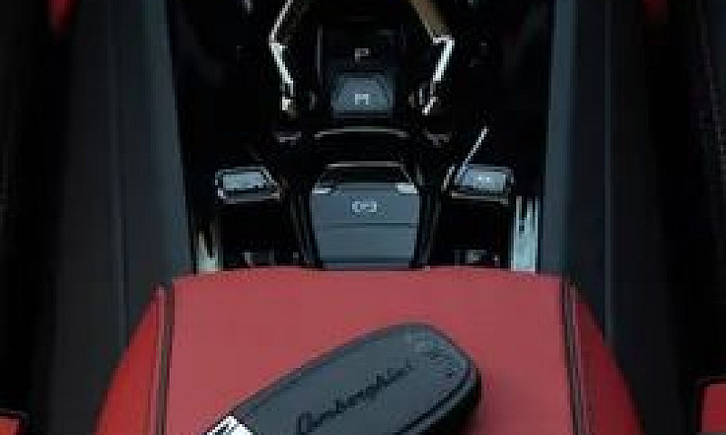 Lamborghini Huracan ...