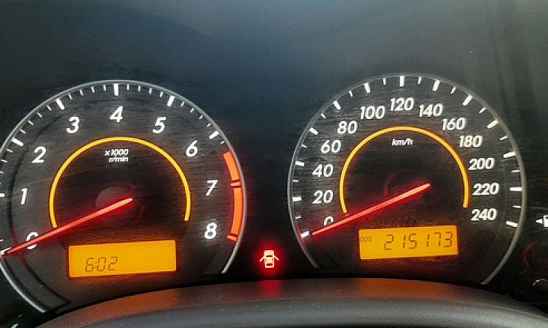 Toyota Corolla Gli 1...