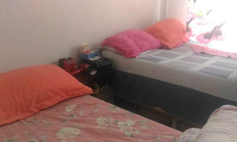 Alugo Kitnet...