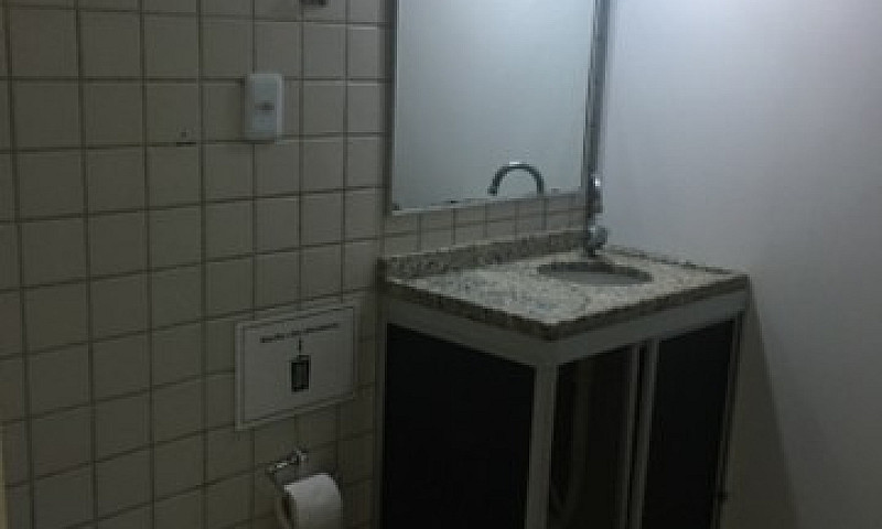 Alugo Quarto Para Mo...
