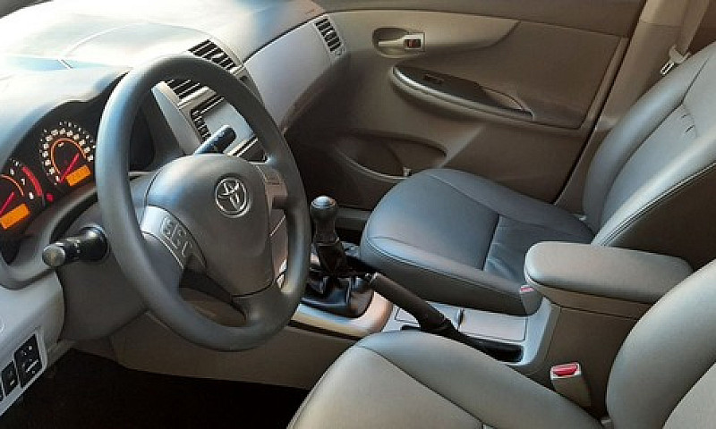 Toyota Corolla Gli 1...