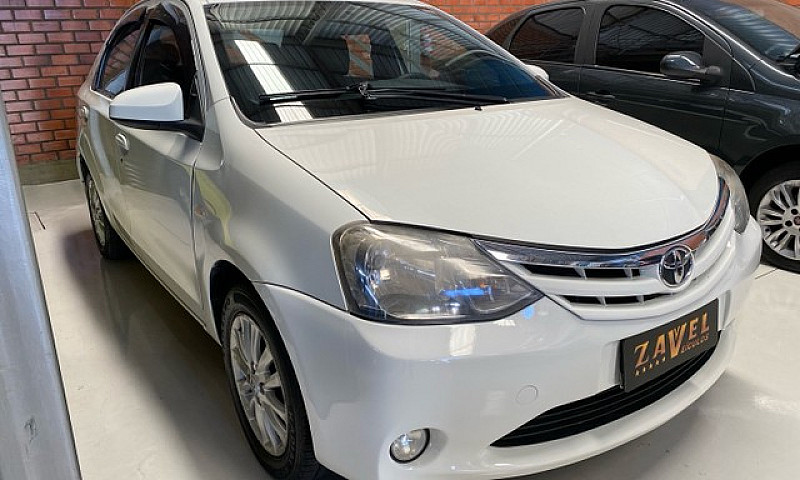 Etios 1.5 Xls Sedan ...