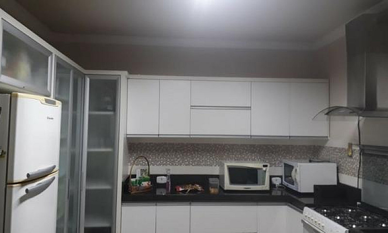 Aluga-Se Apartamento...