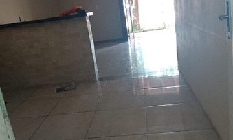 Alugo Casa!...