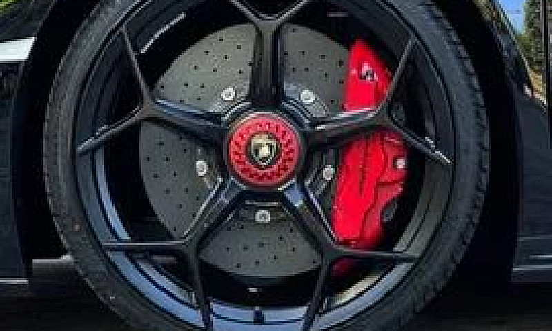 Lamborghini Huracan ...