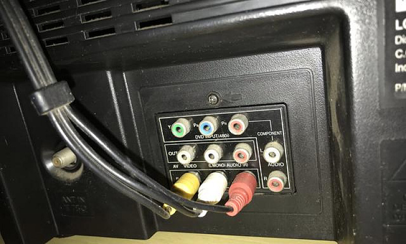 Televisão De Tubo Lg...