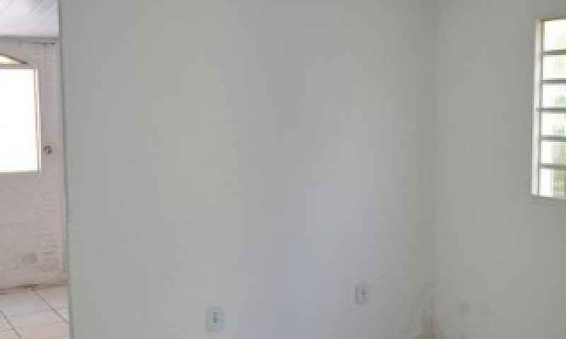 Goiânia - Casa Padrã...