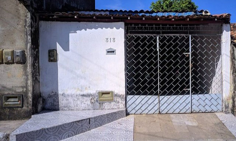 Vendo Uma Casa Em Ar...