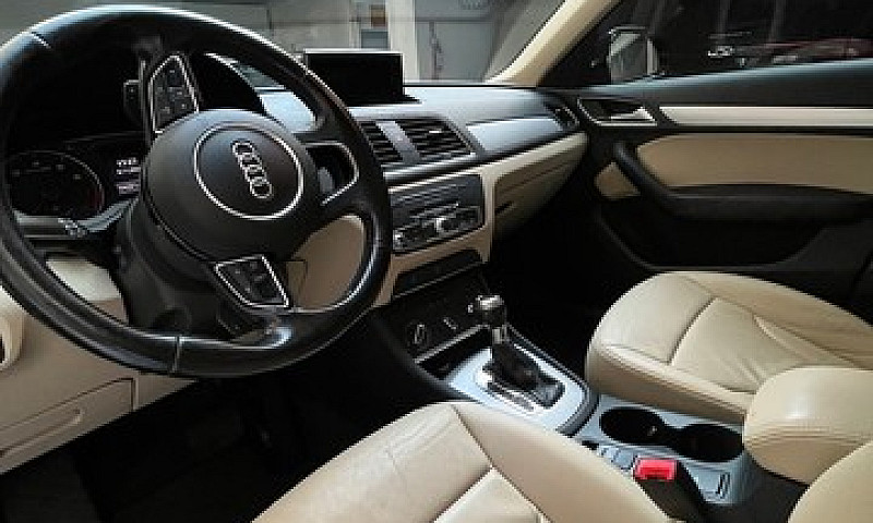 Audi Q3 Preta ...