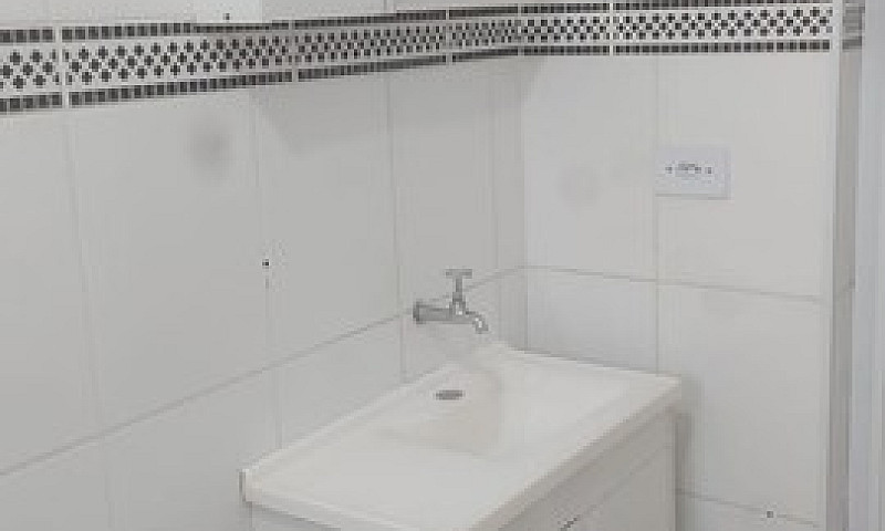 Alugo Casas De 2 Côm...