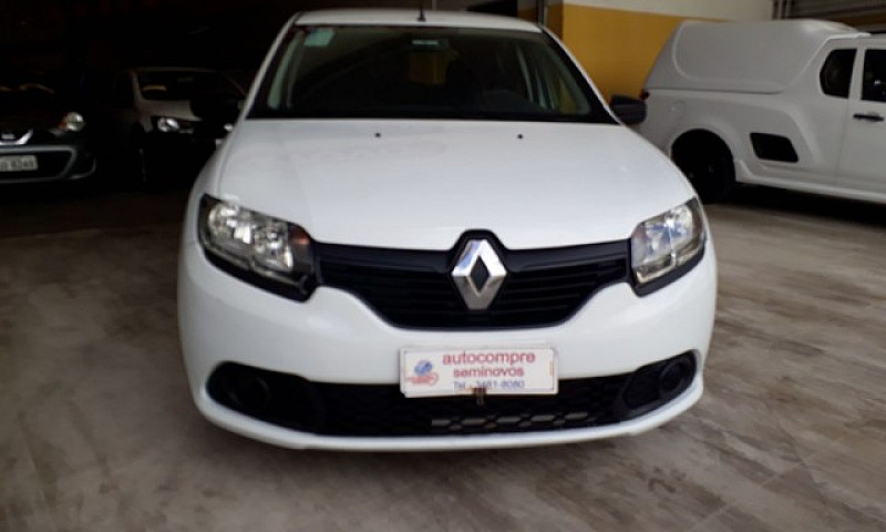 Sandero Autentic 1.0...