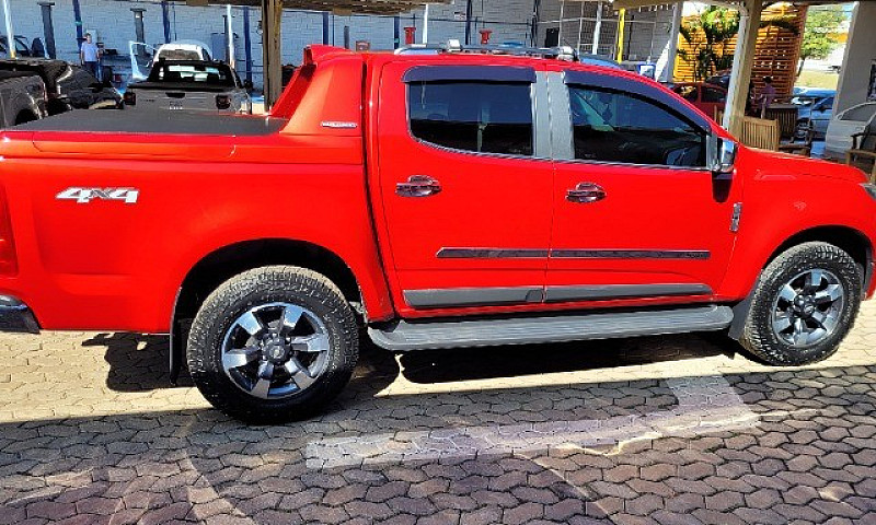 S10 High Country Top...