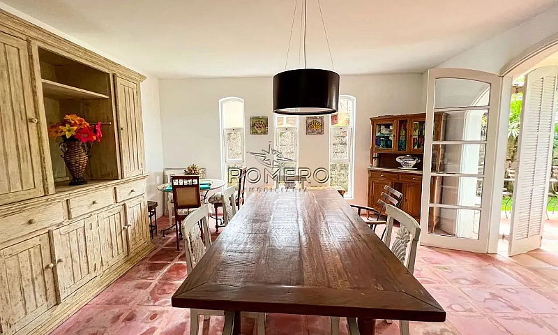 Casa De Condomínio C...