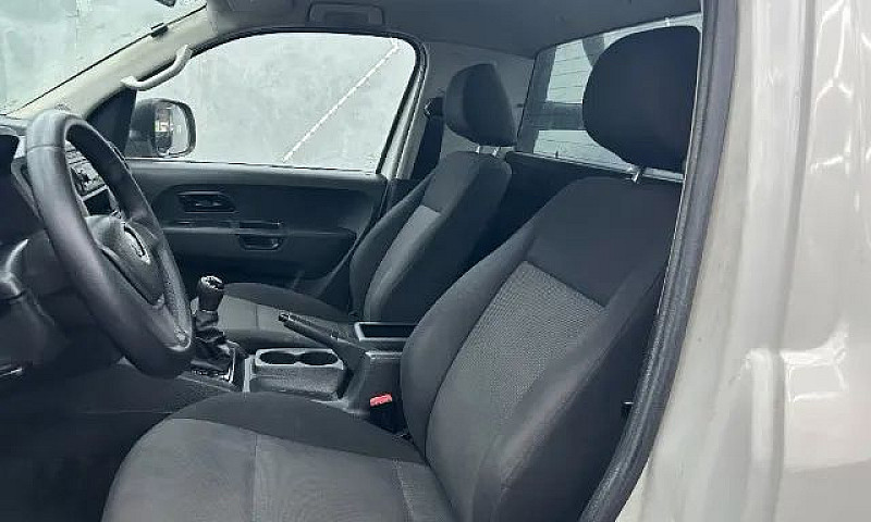 Volkswagen Amarok Cs...