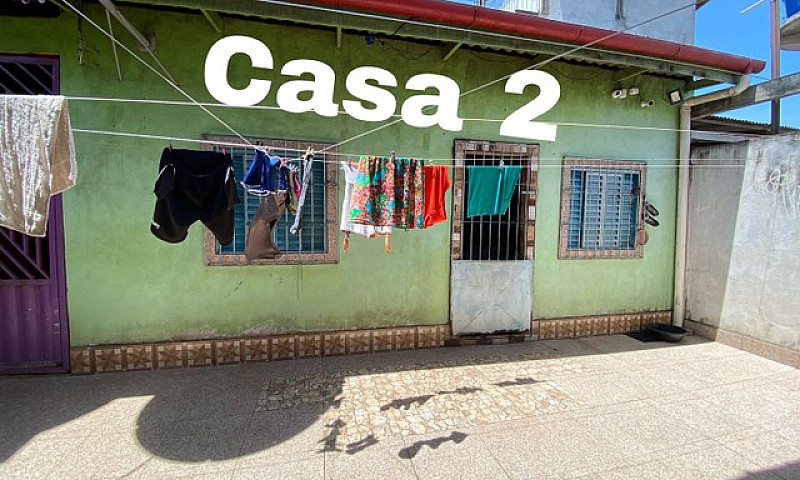 Duas Casas No Mesmo ...