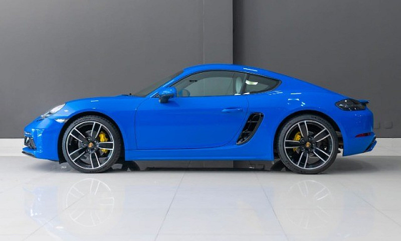 Porsche 718 Cayman 2...