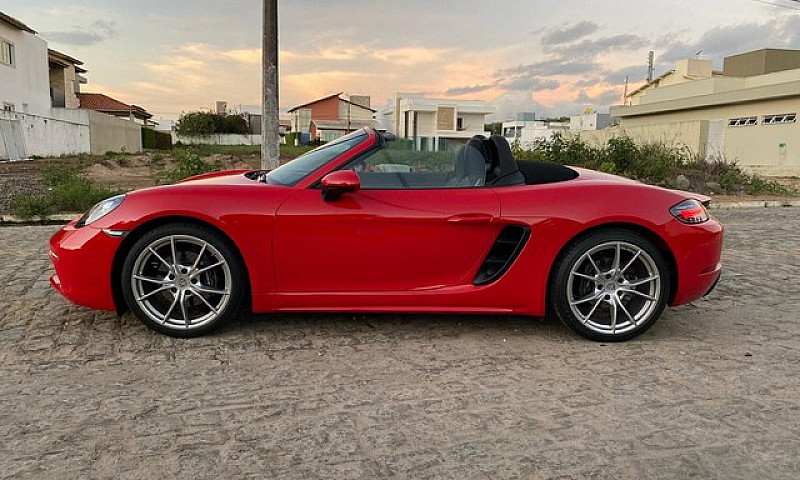 Porsche Boxster 718 ...