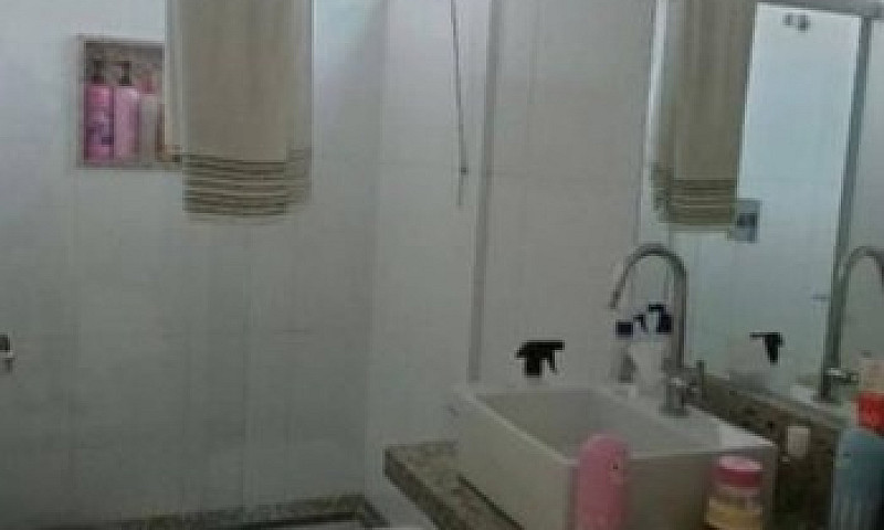 Casa No Condomínio R...