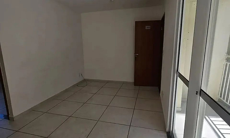 Alugo Apto 2 Quartos...