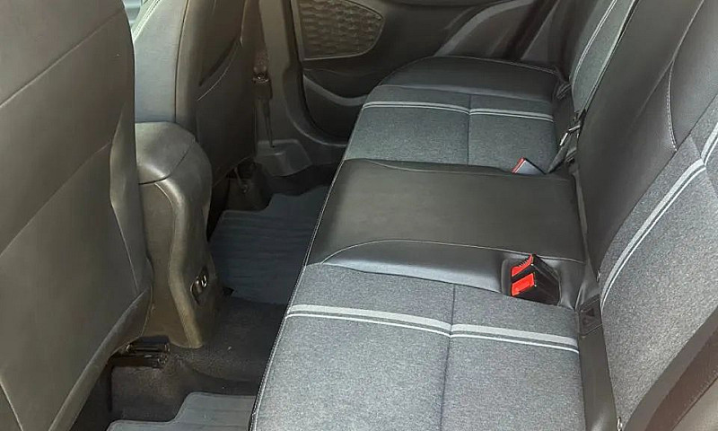 Chevrolet Tracker Lt...