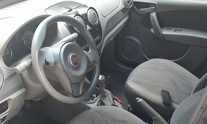 Fiat Palio Attractiv...