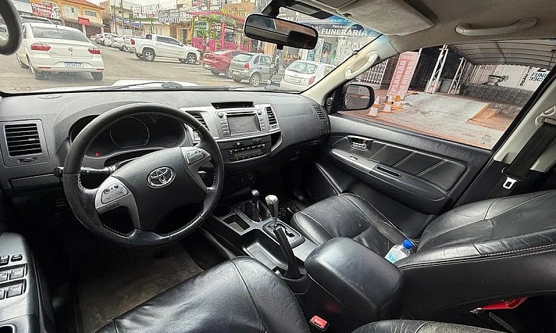 Toyota Hilux Cd Srv ...