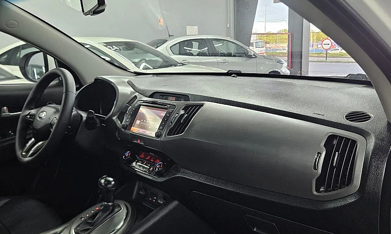 Kia Motors Sportage ...