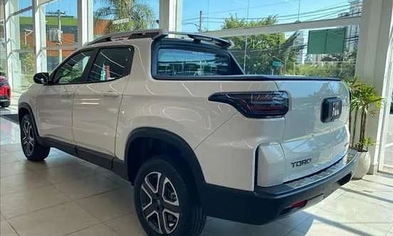 Fiat Toro Freedom 1....