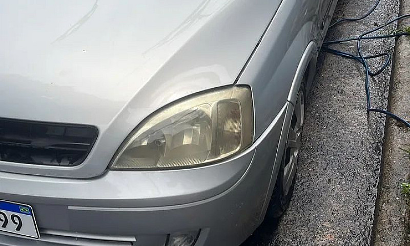 Chevrolet Corsa Hatc...