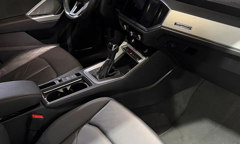 Audi Q3 Prestige Plu...