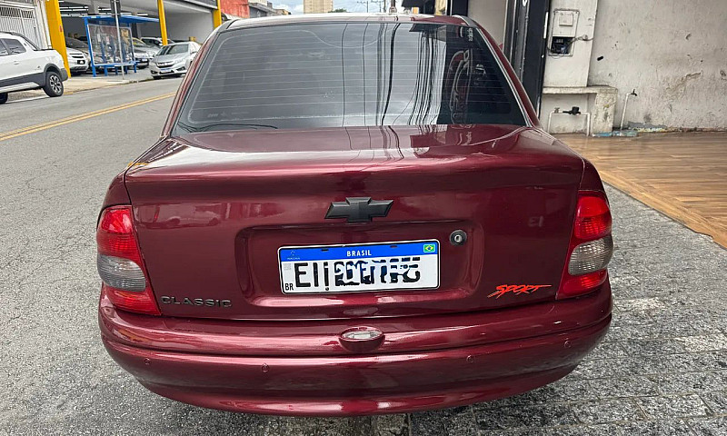 Chevrolet Classic Li...