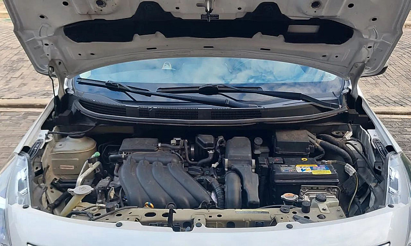 Nissan Versa Sv 1.6 ...