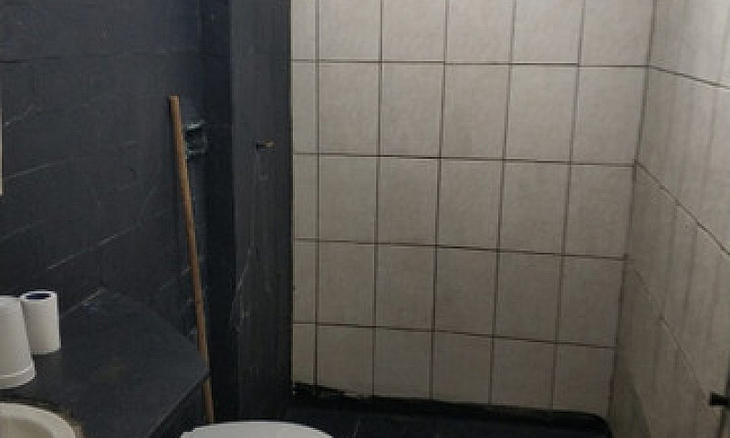 Suíte Mobiliada Para...
