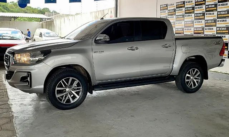 Hilux Srv 4X4 2.8 Td...