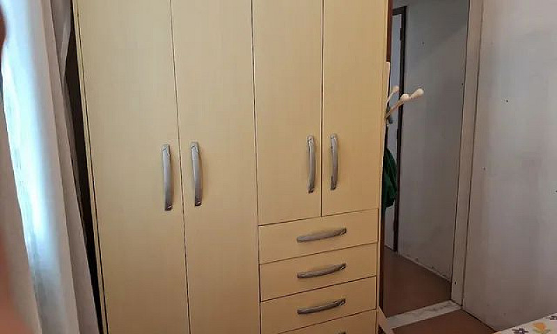 Casa Com Mobilia E A...