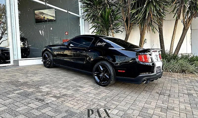 Ford Mustang Shelby ...