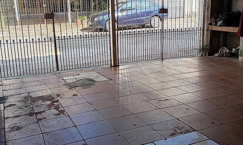 Alugo Casa-Apto Cent...