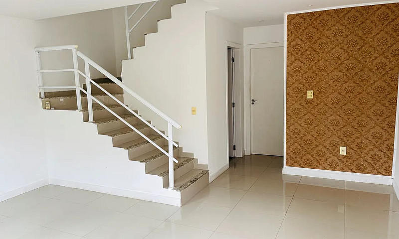 Casa Com Piscina Gra...