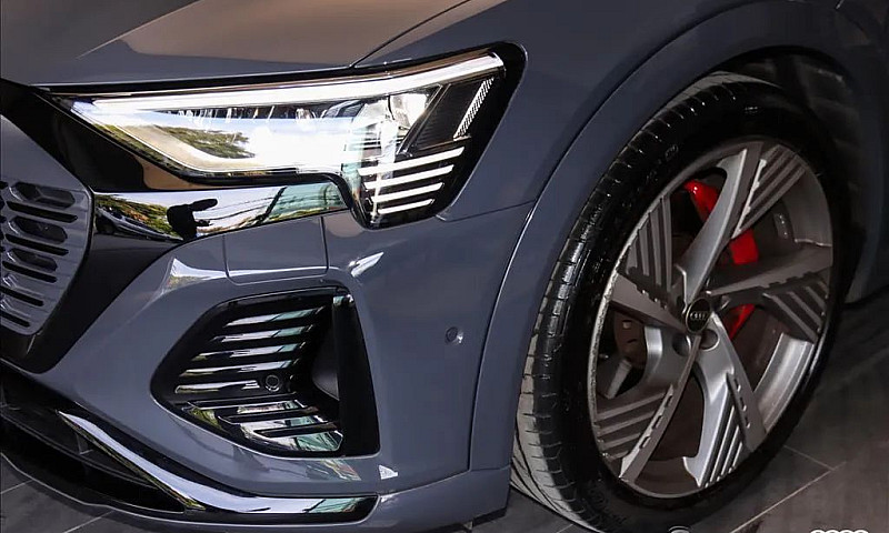 Audi E-Tron Sportb. ...