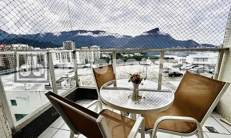 Apartamento À Venda ...