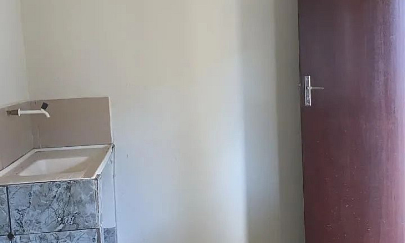 Barracão No Bom Reti...