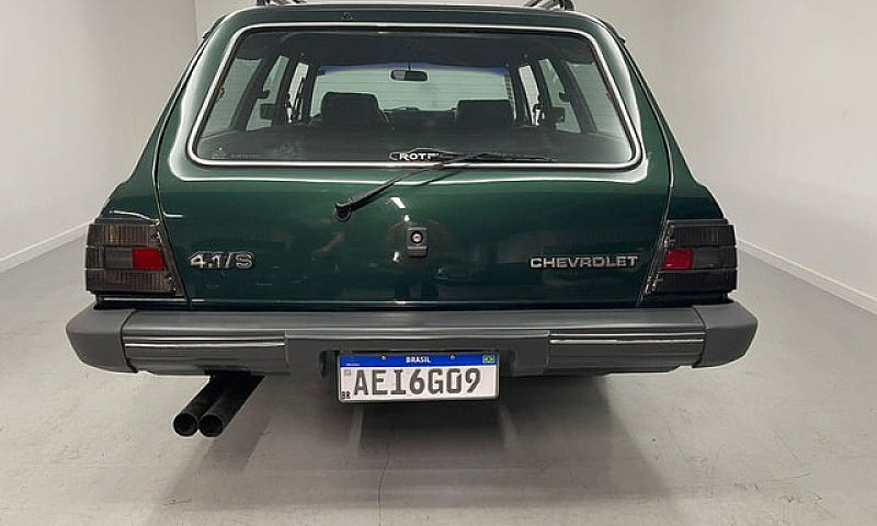 Chevrolet Caravan Di...