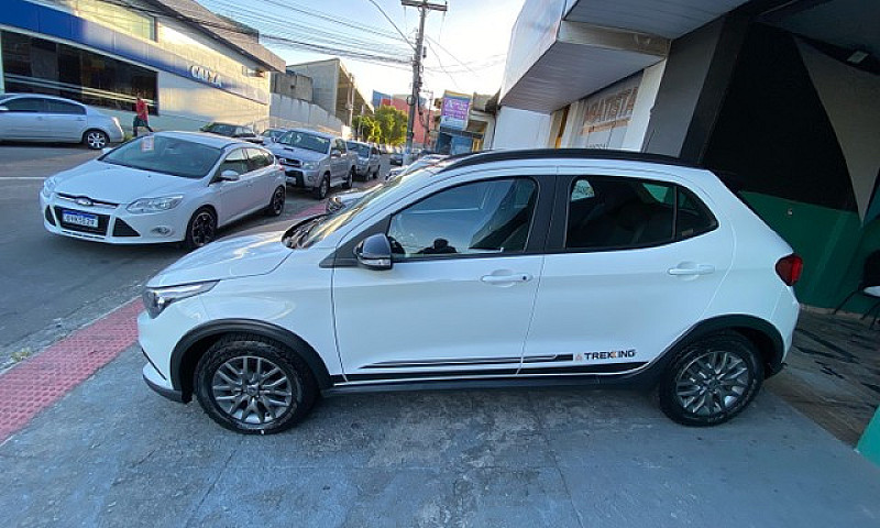 Fiat Argo Trekking 1...