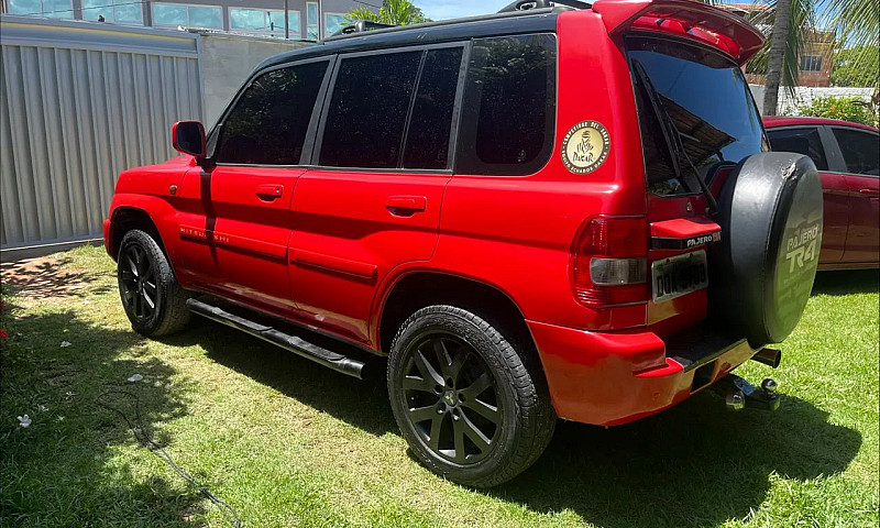 Mitsubishi Pajero Tr...