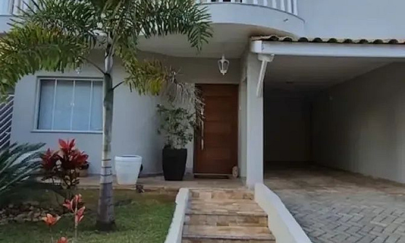 Casa De Condomínio P...
