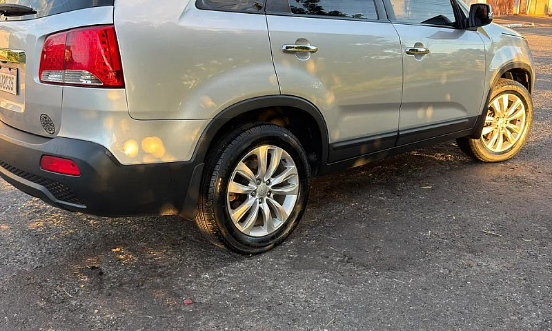 Kia Motors Sorento 2...
