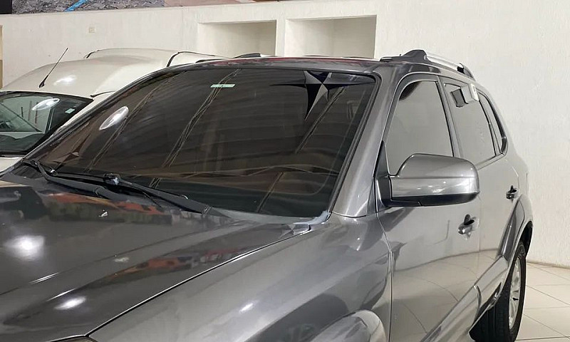 Hyundai Tucson 2.0 1...