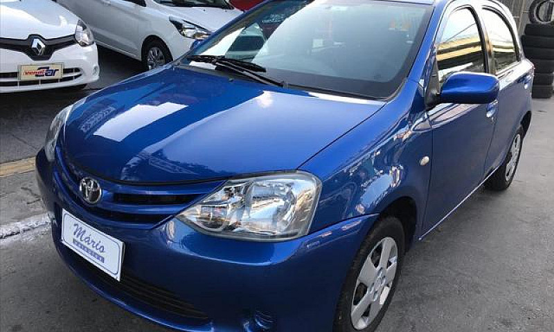 Toyota Etios 1.3 Xs ...