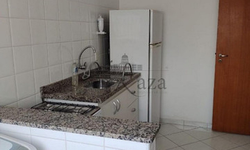 Apartamento / Padrão...